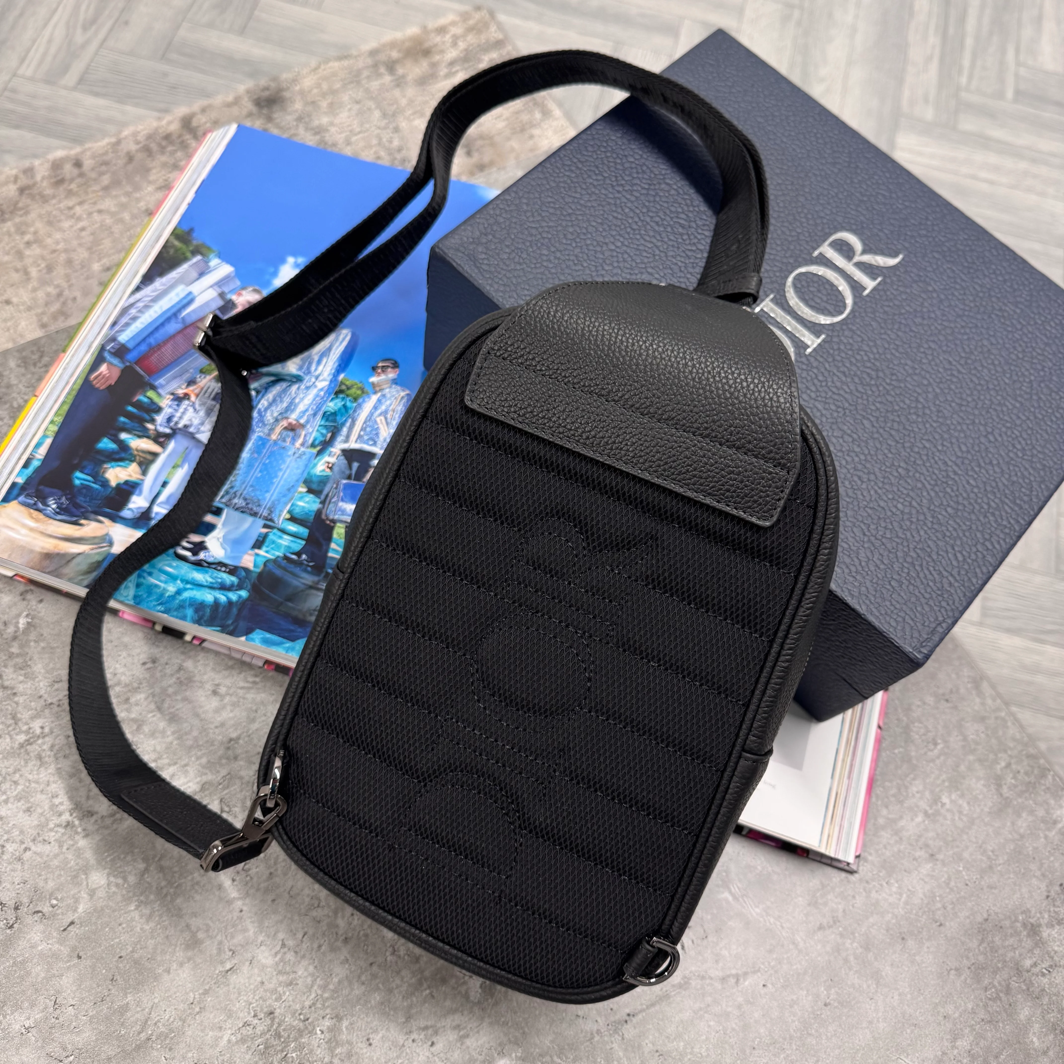 (PRE ORDER) CD CROSSBODY SLING - CREAM - Image 4