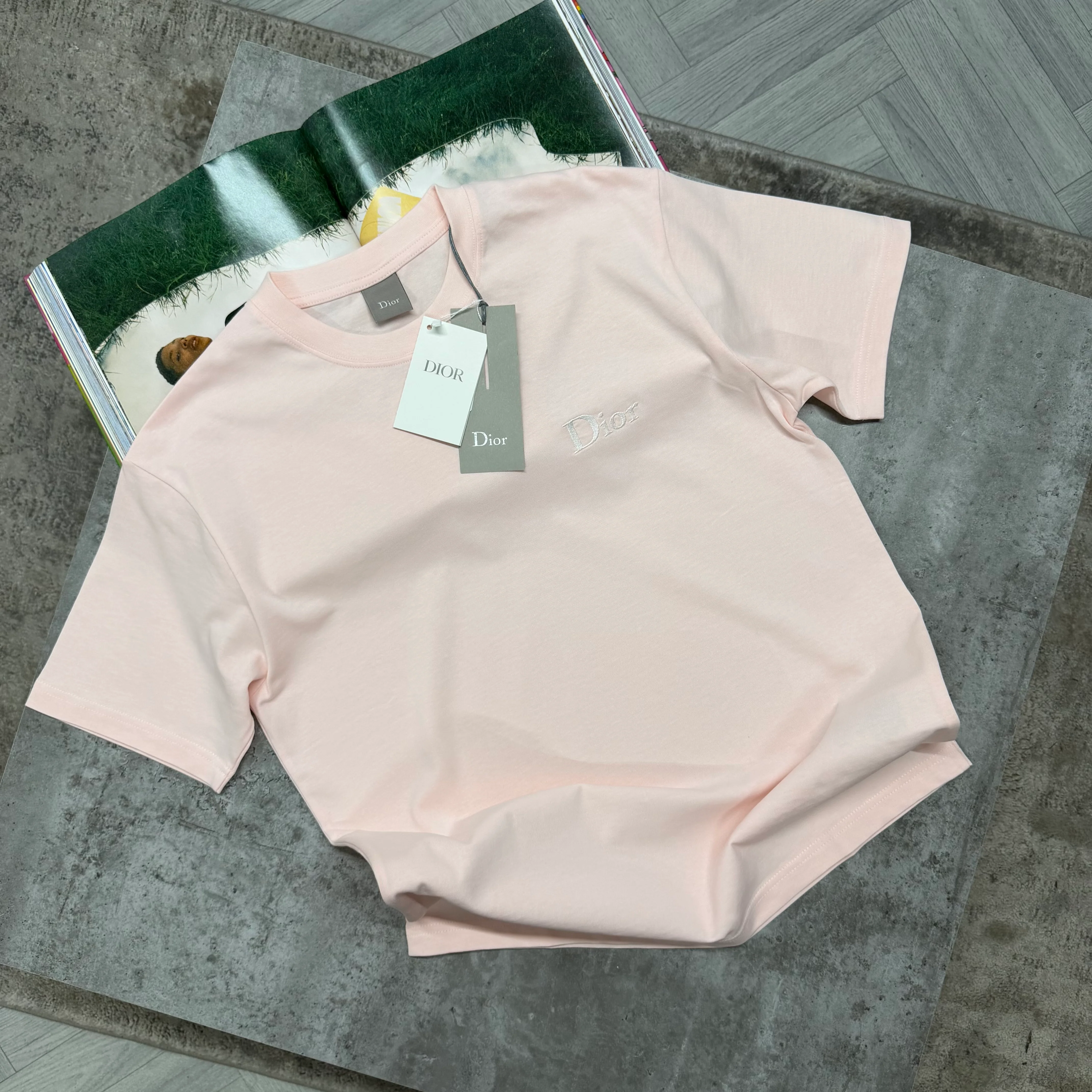 CD EMBROIDERED LOGO T SHIRT - PINK