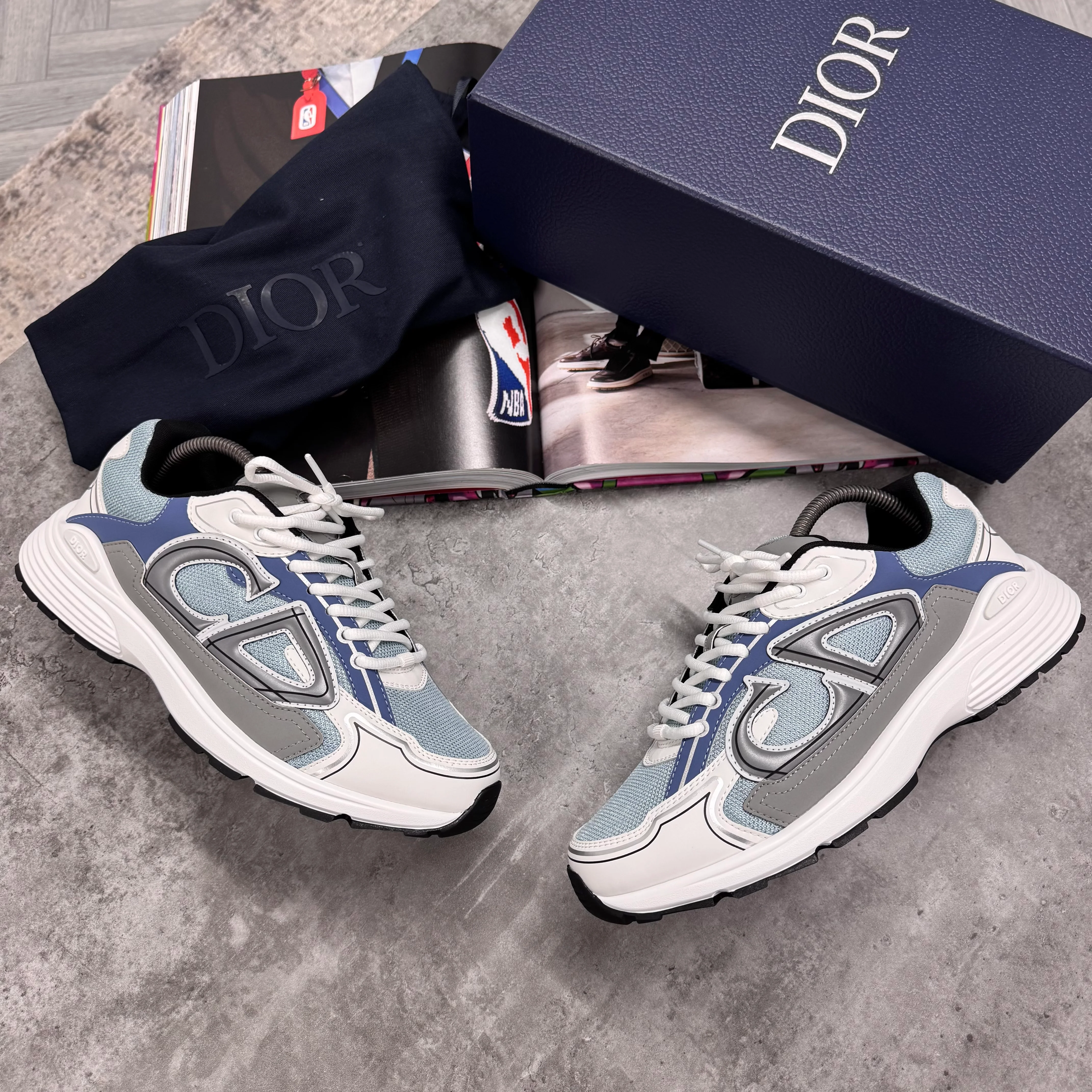 B30 TRAINER - WHITE / BABY BLUE - Image 2