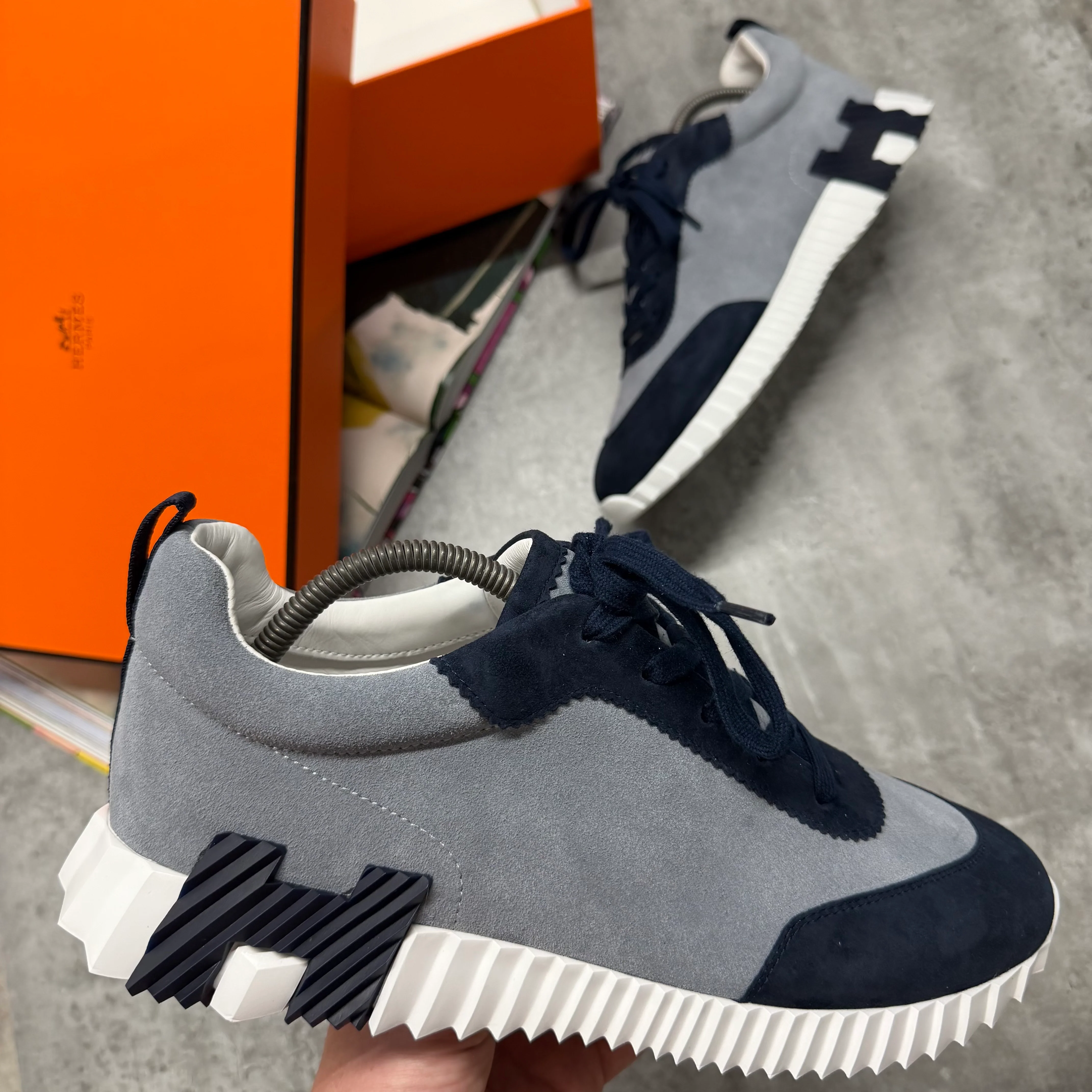 H TRAINER - GREY / NAVY SUEDE - Image 2