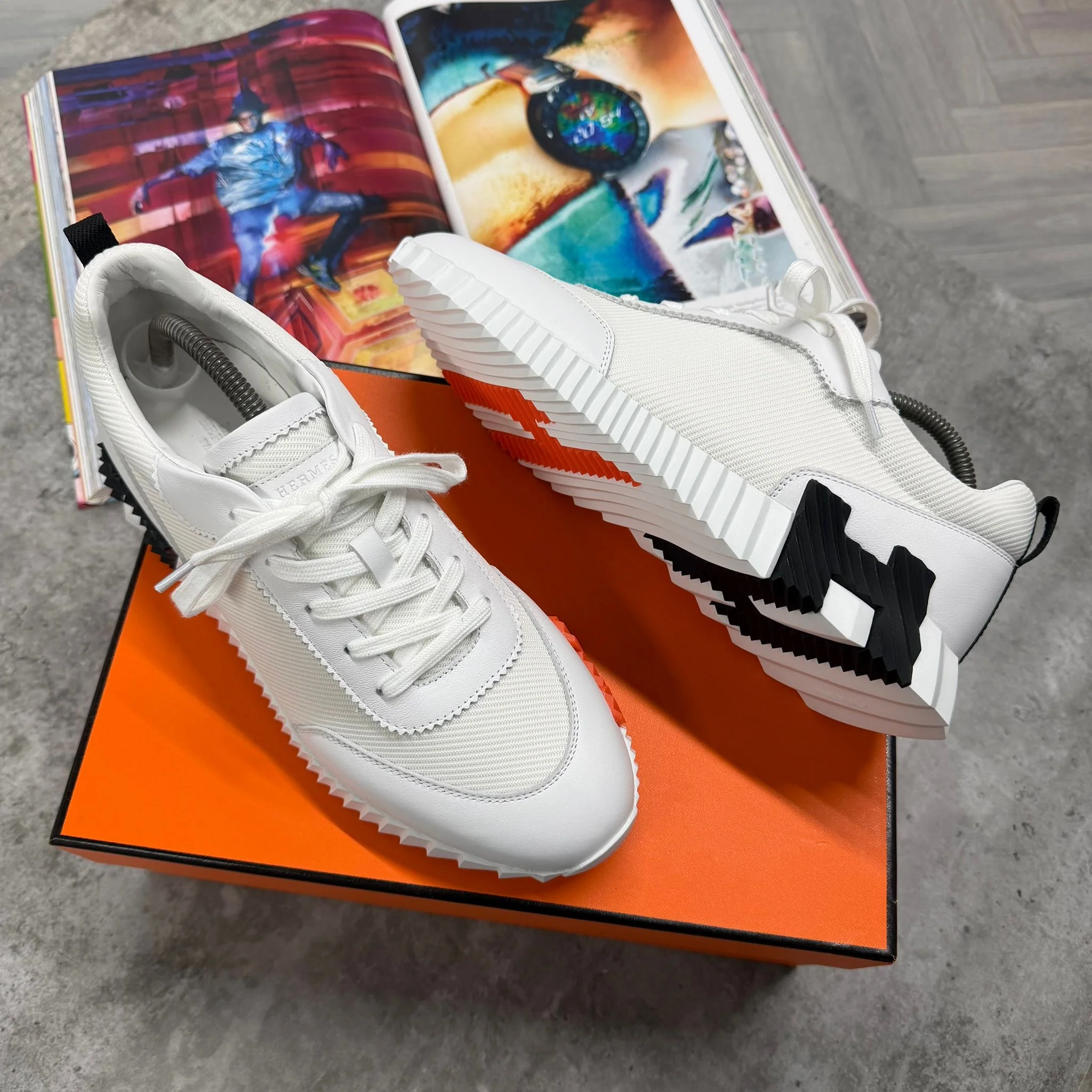 H TRAINER - WHITE - Image 2