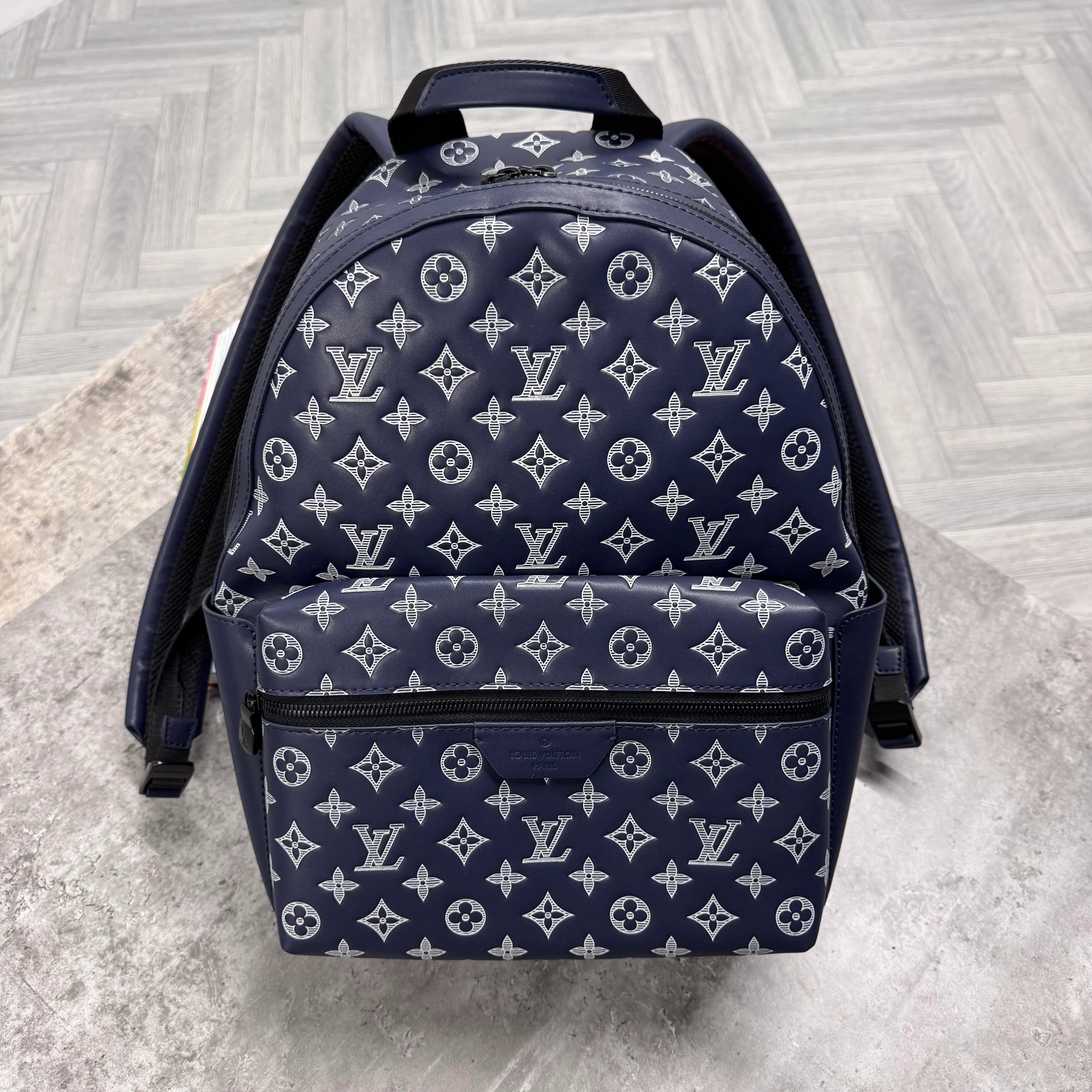 (PRE ORDER) LVE MONOGRAM BACKPACK - NAVY - Image 2