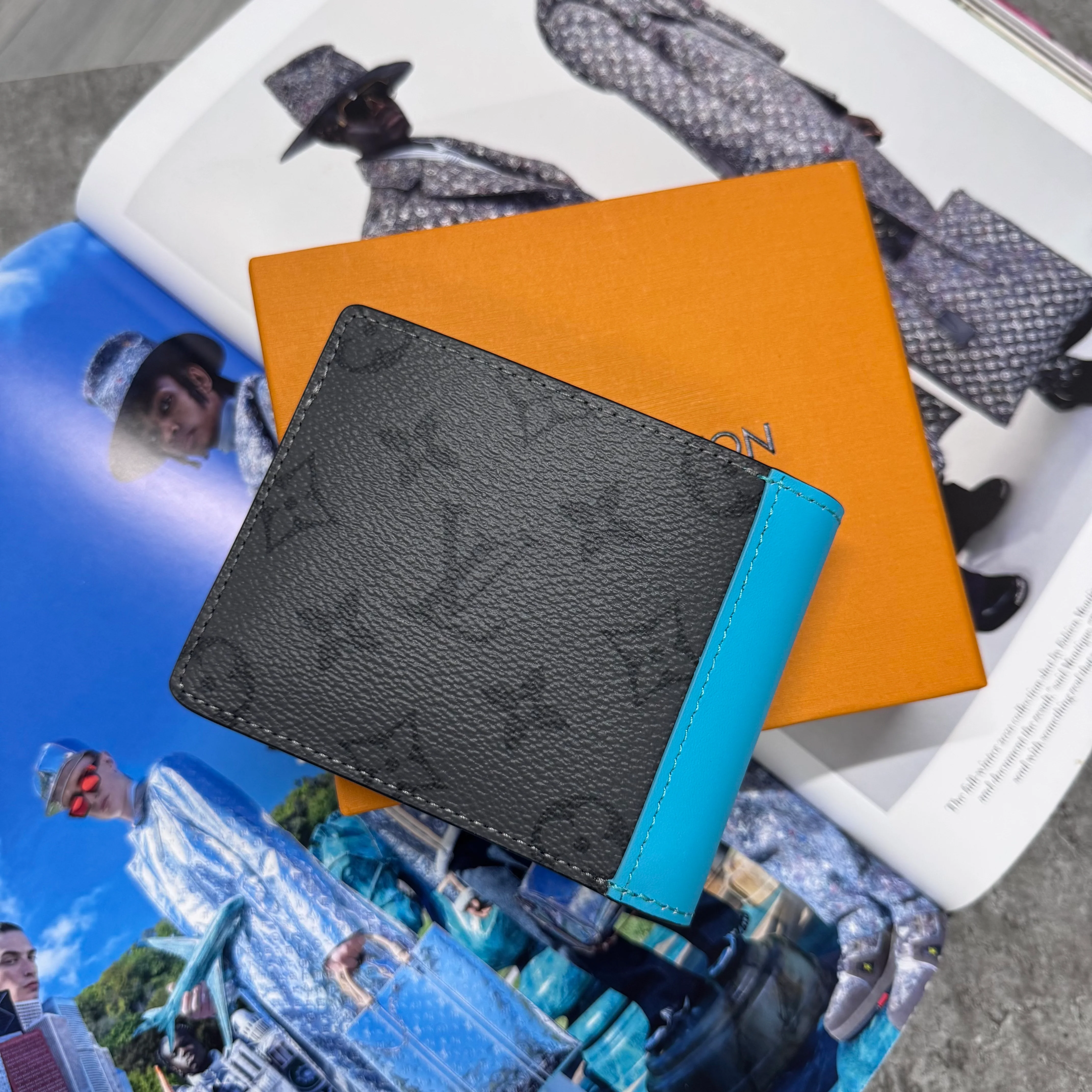 (PRE ORDER) LVE WALLET - GREY / AQUA - Image 2