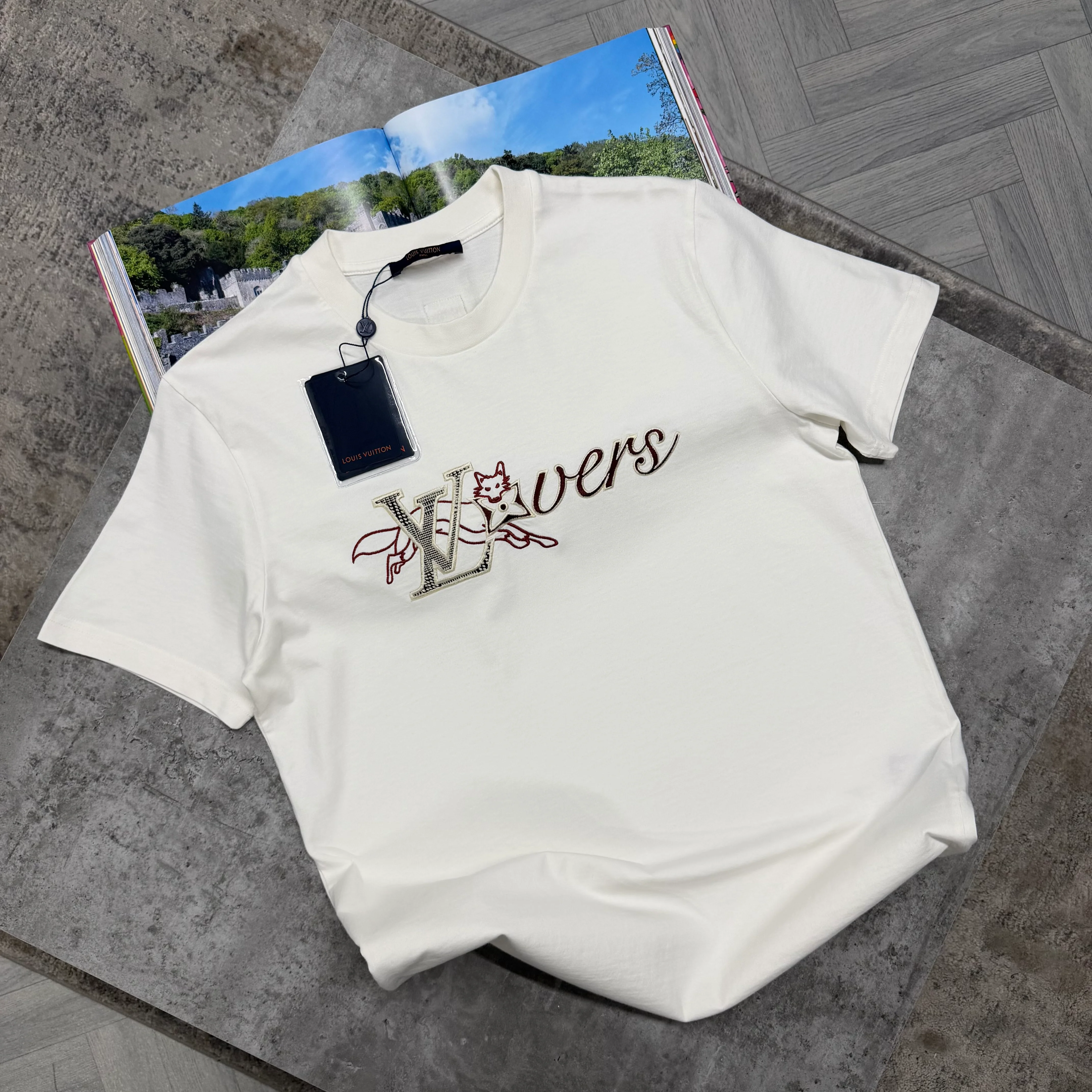 LVE LOVERS T SHIRT - OFF WHITE