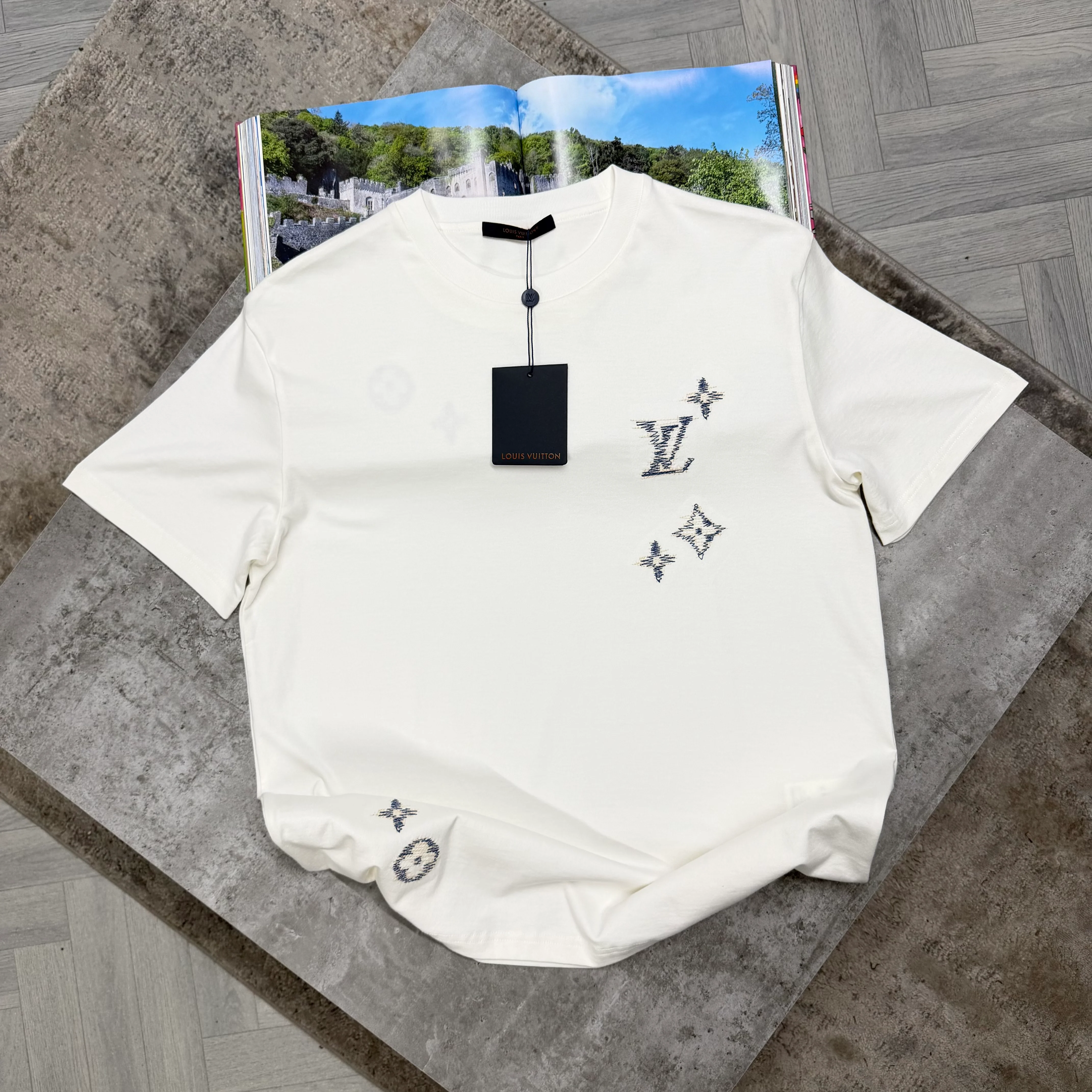 LVE MONO T SHIRT - ECRU
