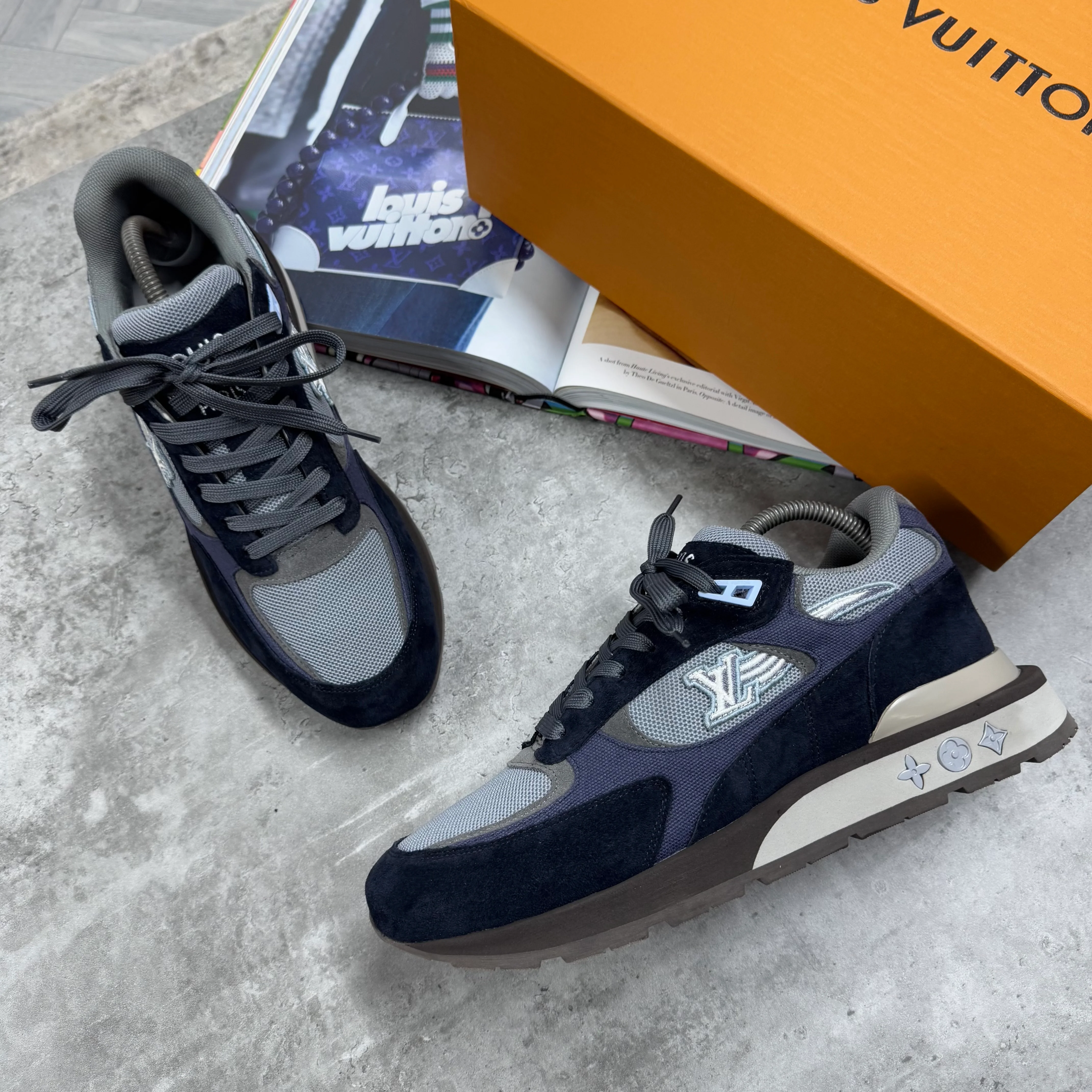 LVE RUNAWAY TRAINER - NAVY - Image 2