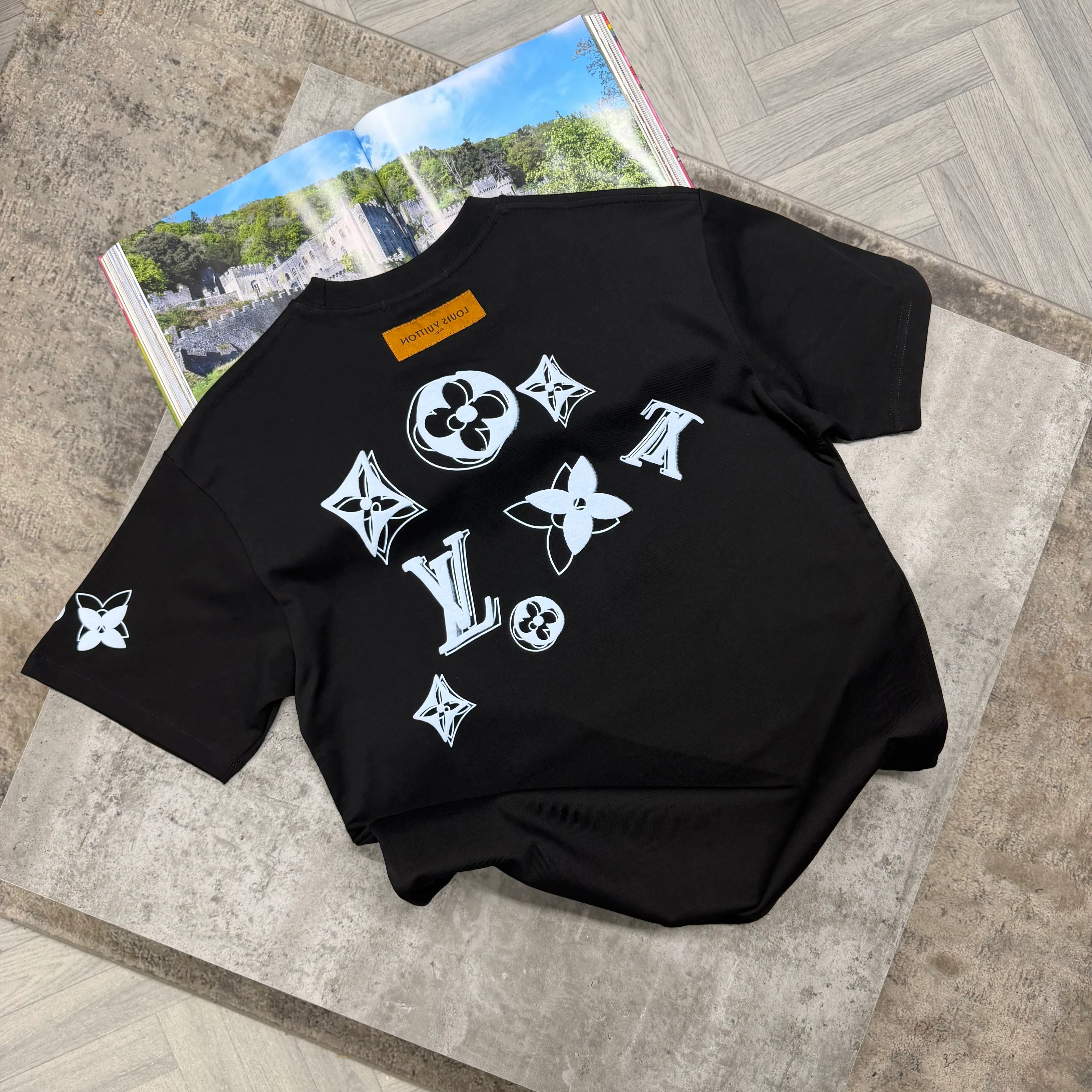LVE T SHIRT - BLACK - Image 2