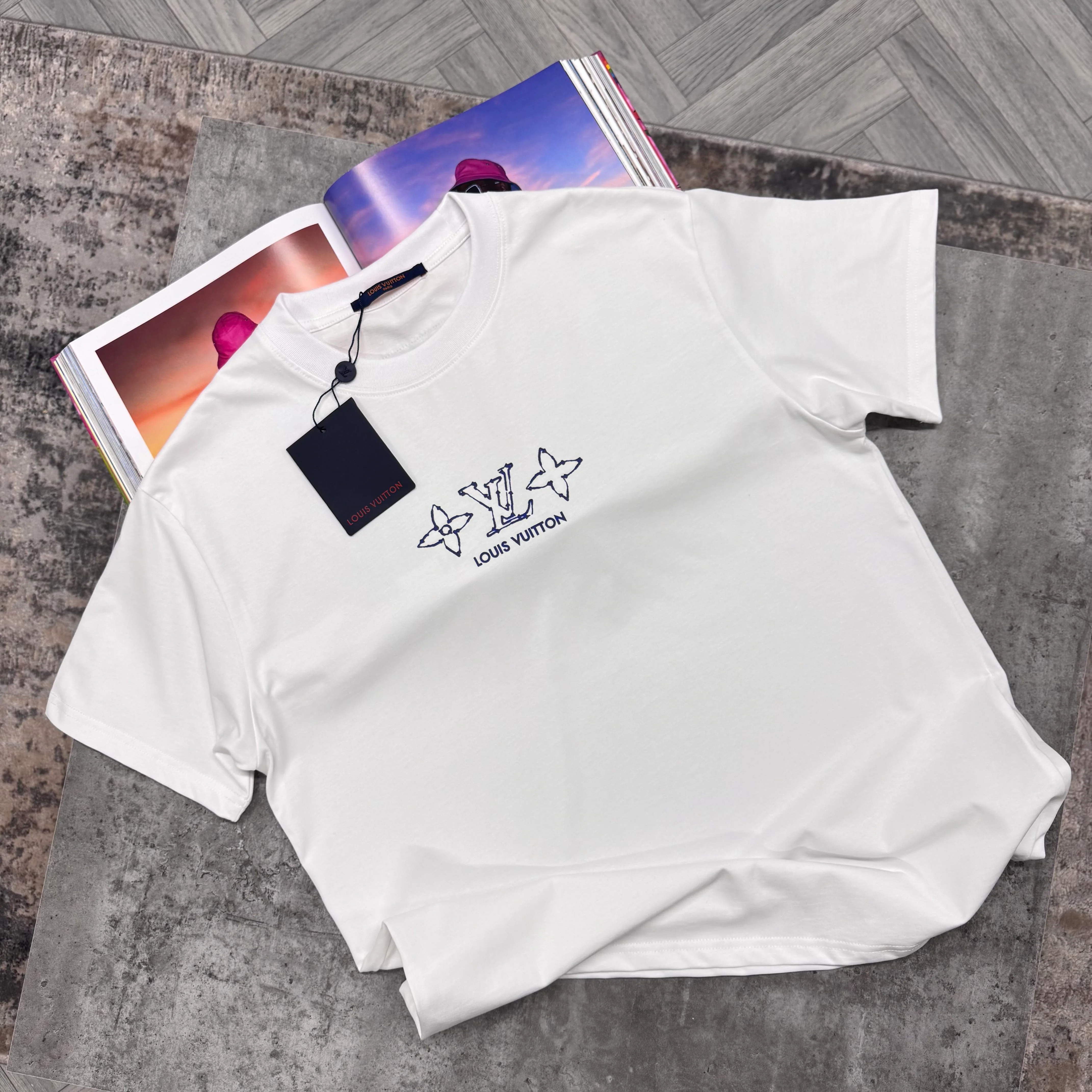 LVE T SHIRT - WHITE