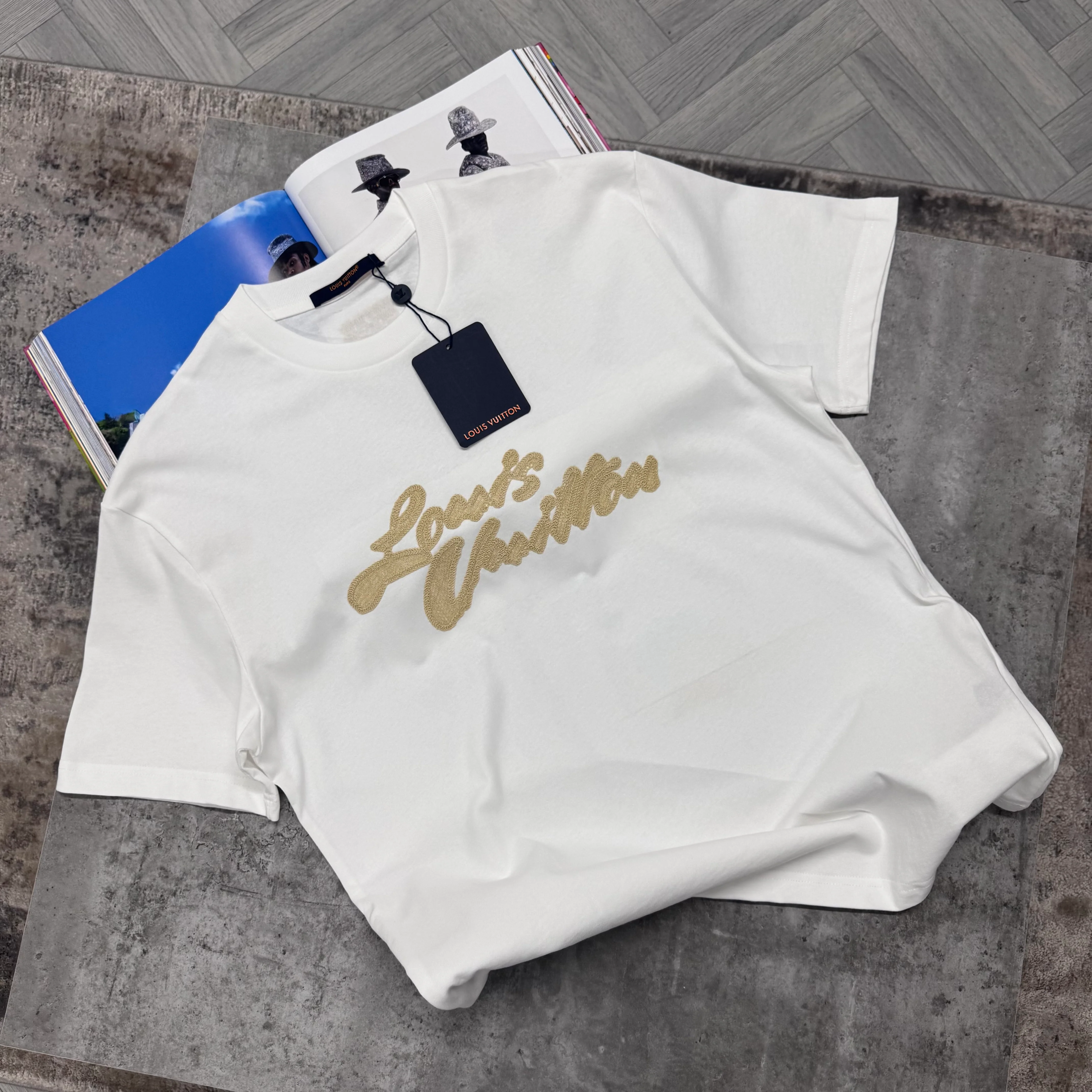 LVE T SHIRT - WHITE