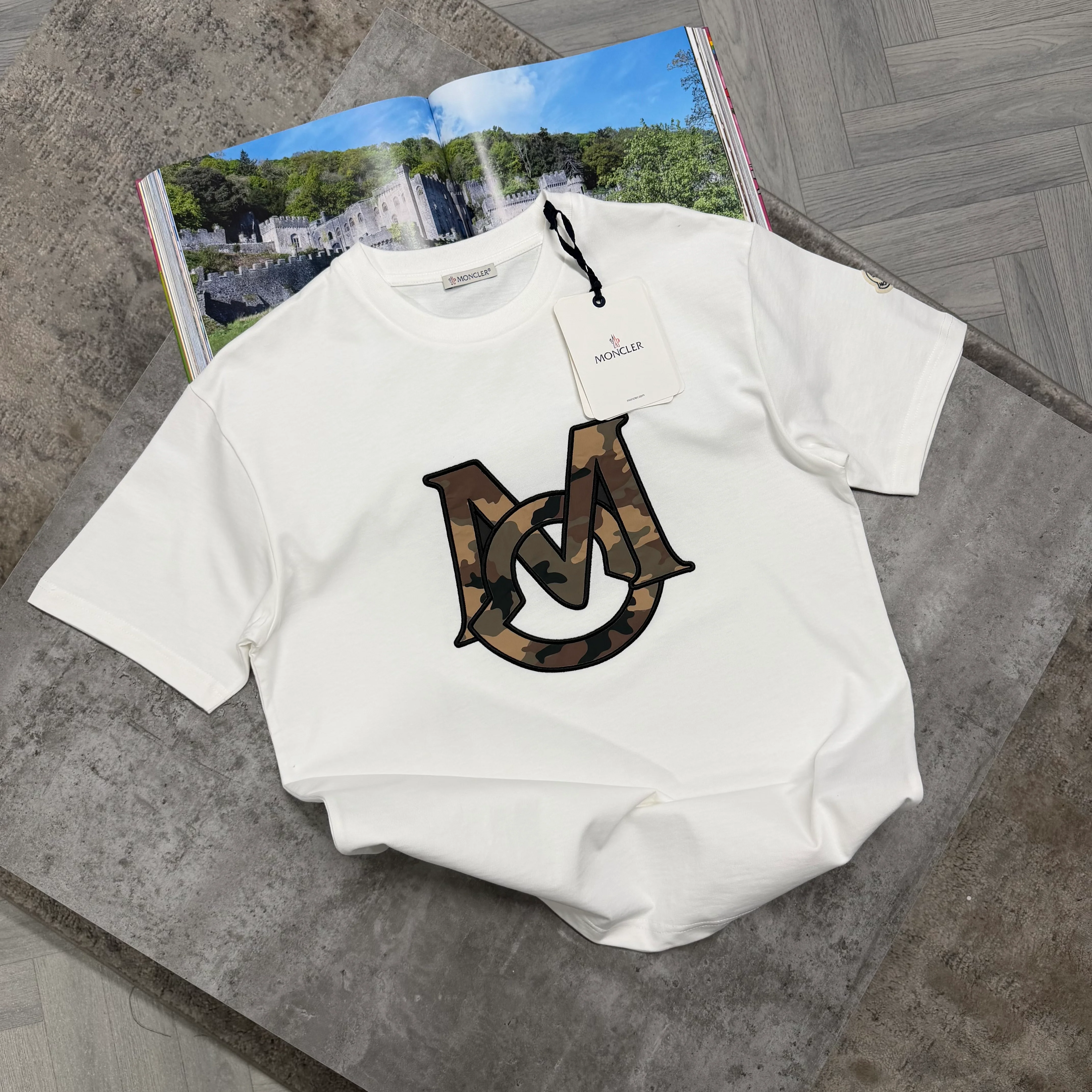 MNCLR CAMO LOGO T SHIRT - WHITE