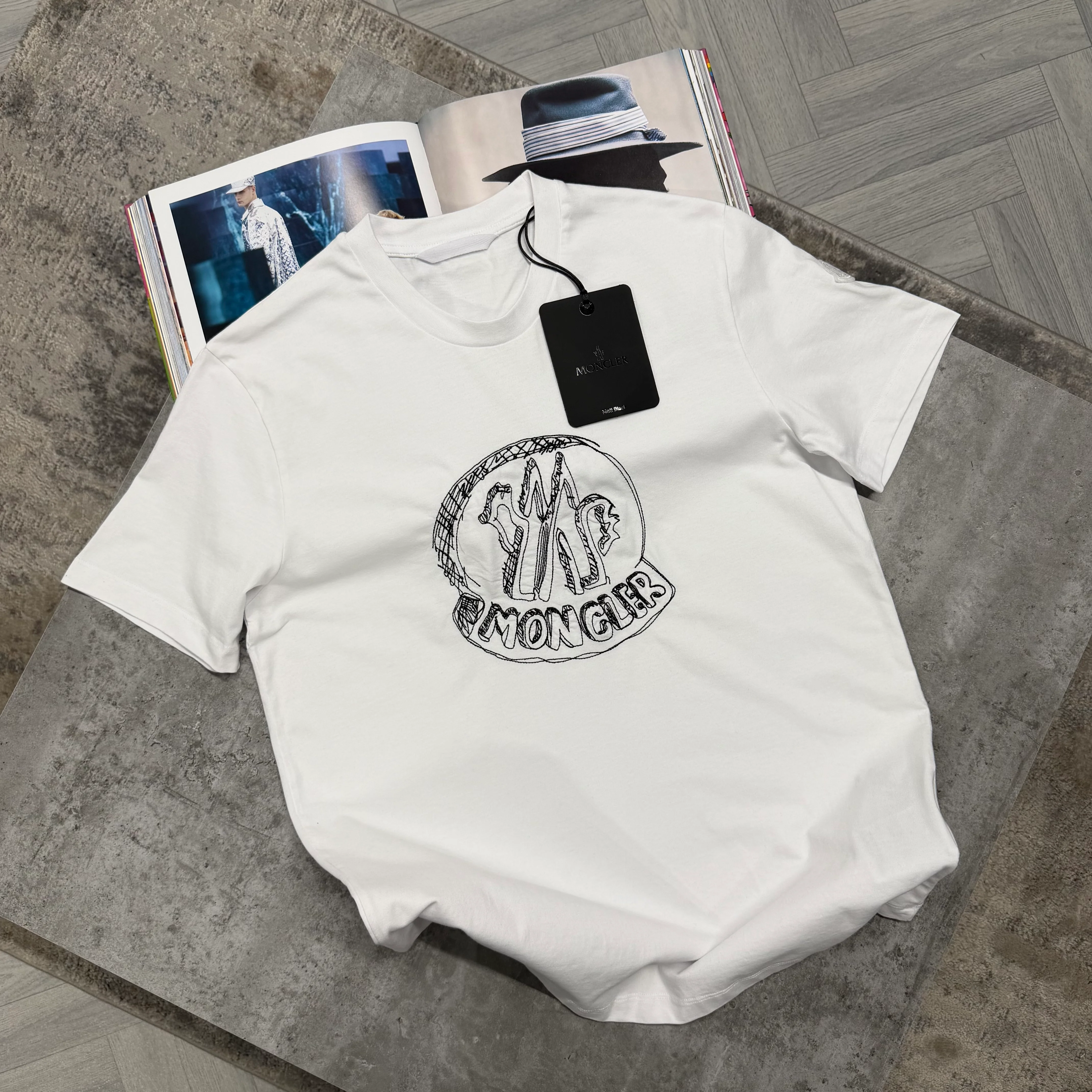 MNCLR SKETCH T SHIRT - WHITE
