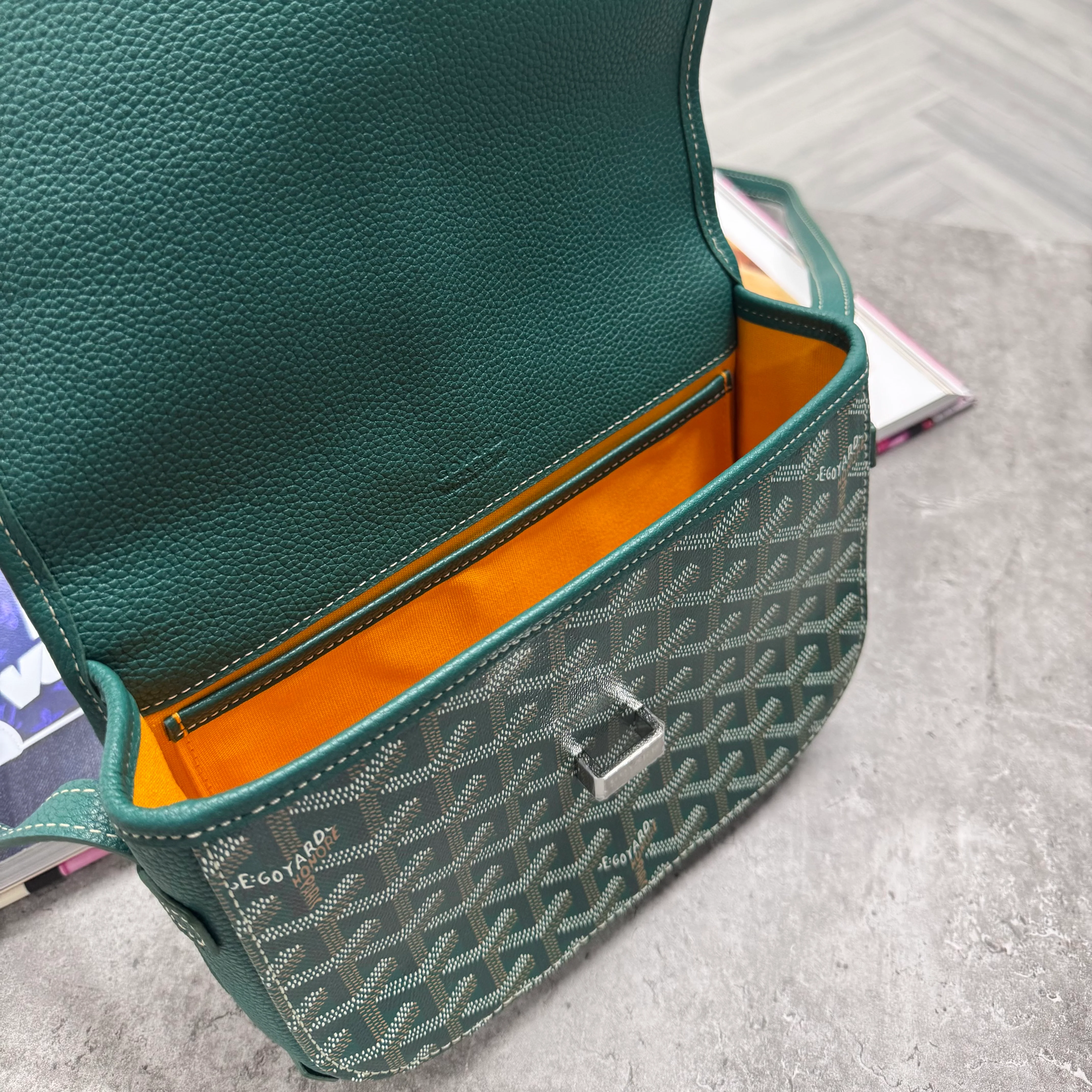 (PRE ORDER) GYRD MAN BAG - GREEN - Image 4