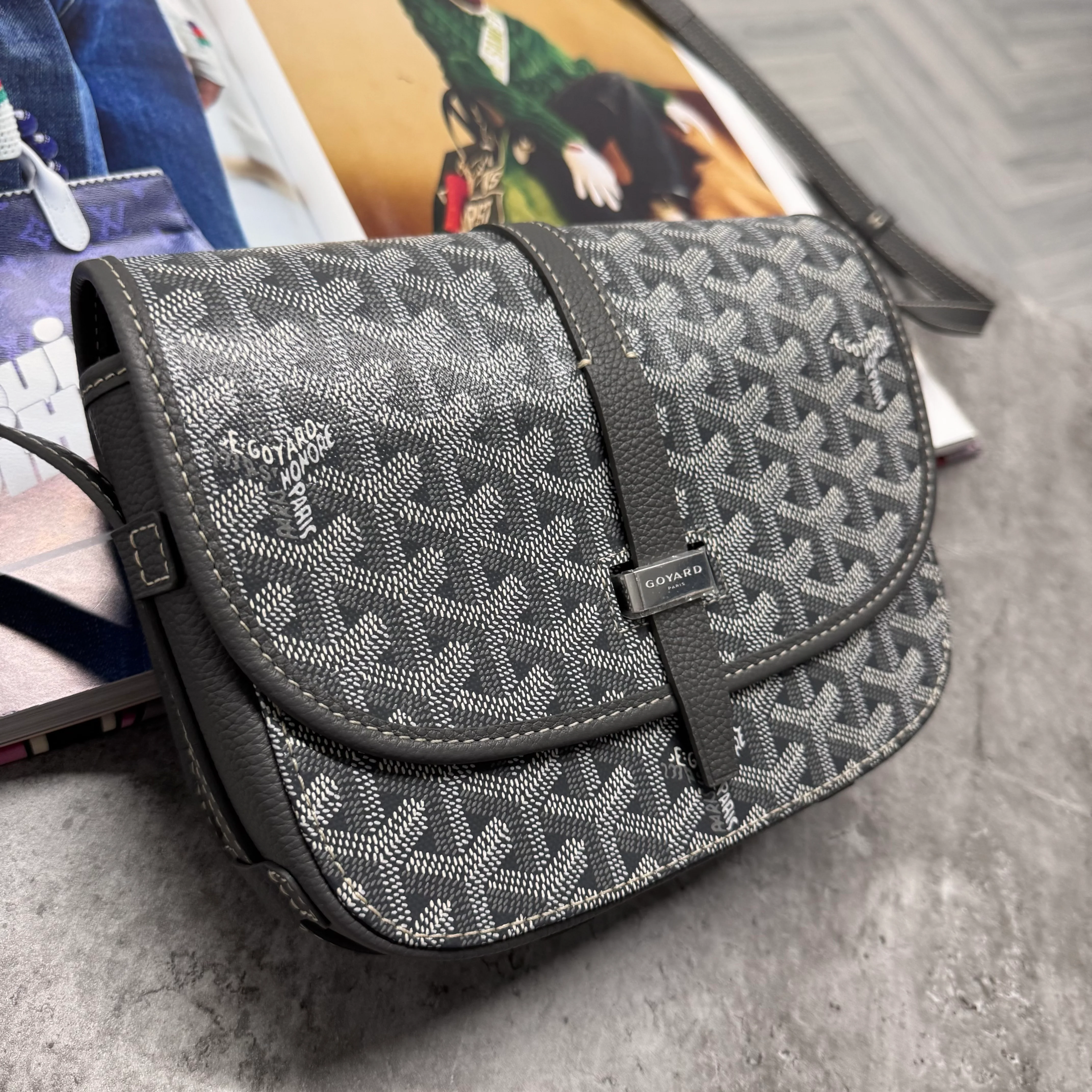 (PRE ORDER) GYRD MAN BAG - GREY - Image 2