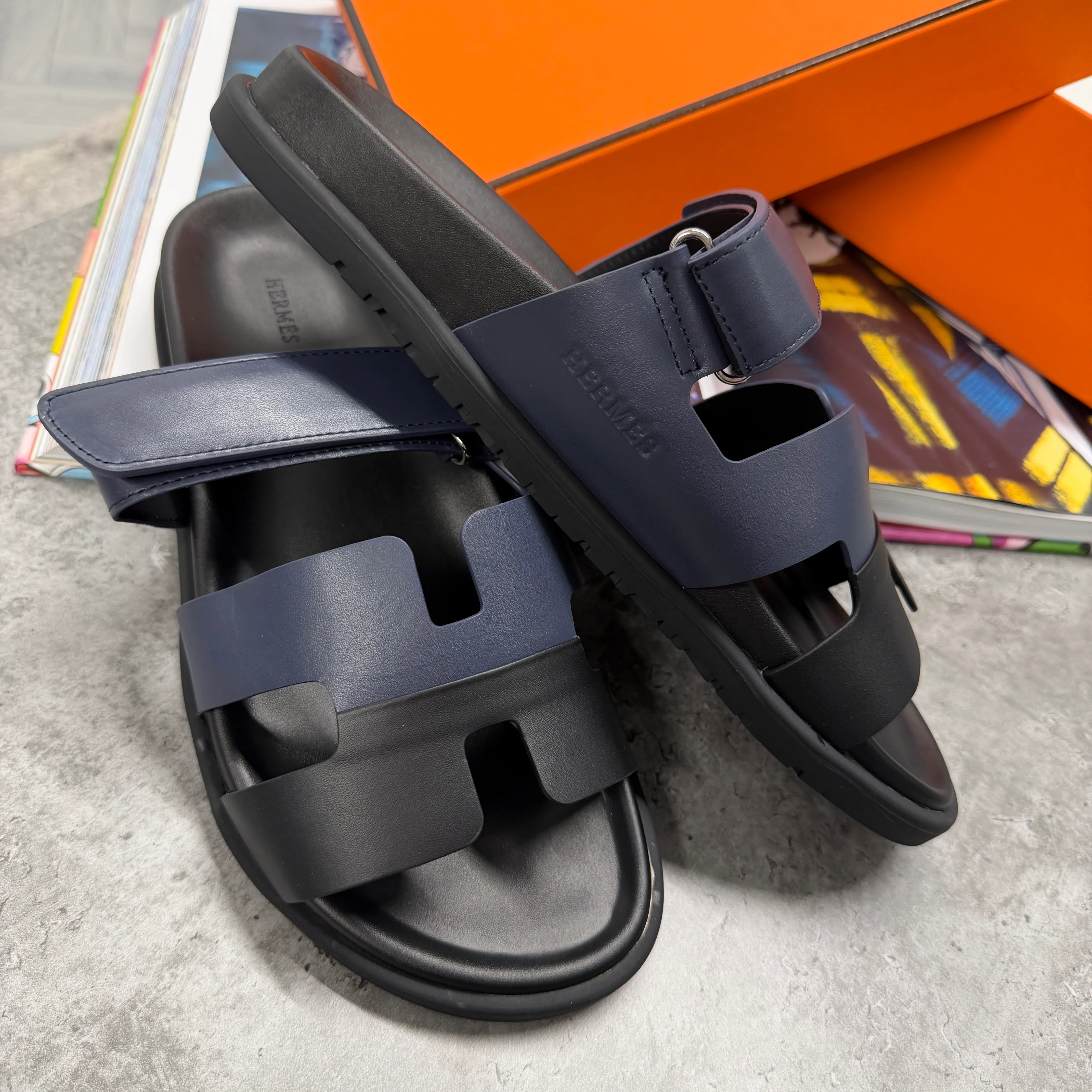H STRAP SLIDES - NAVY / BLACK - Image 2