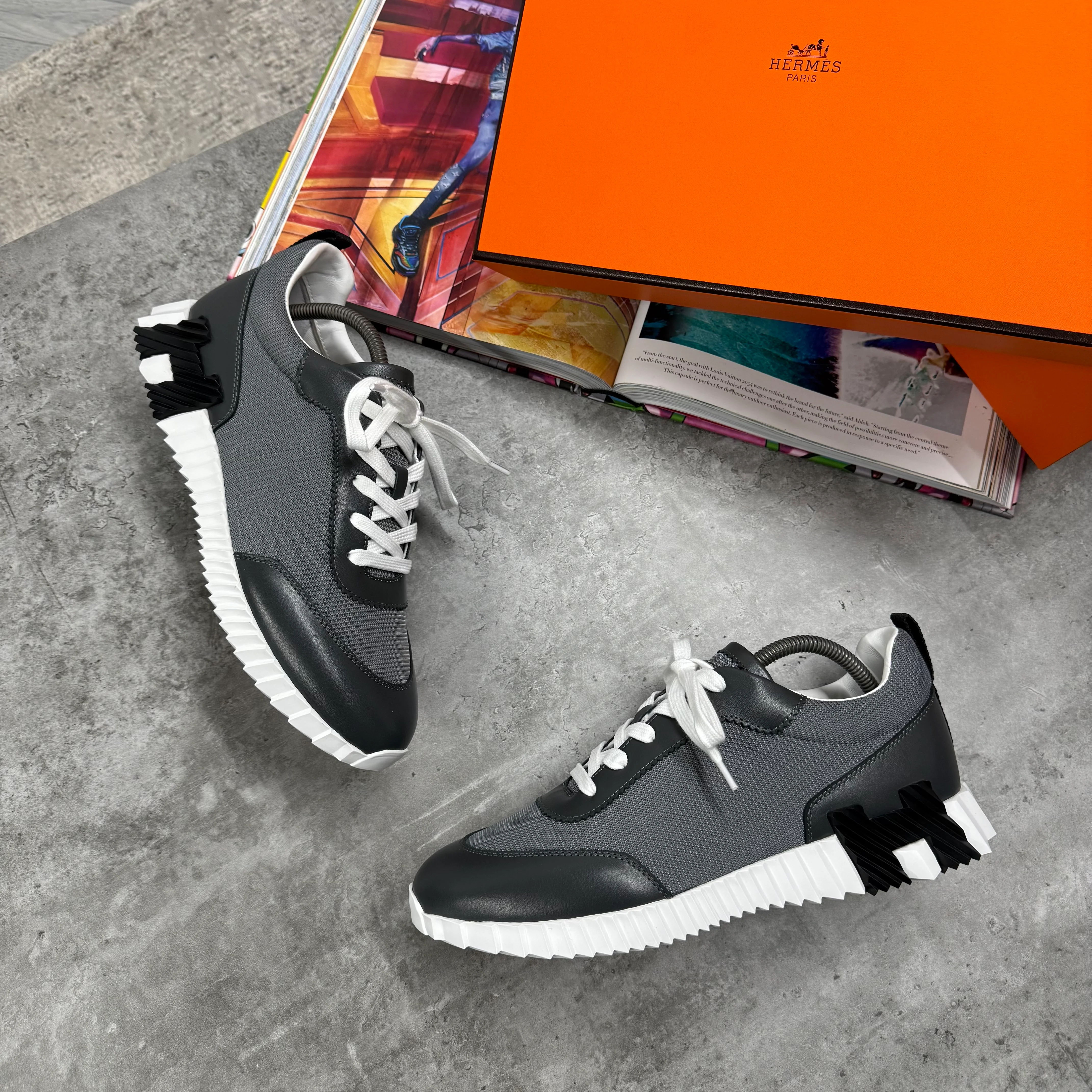 (PRE ORDER) H TRAINER - GREY - Image 2