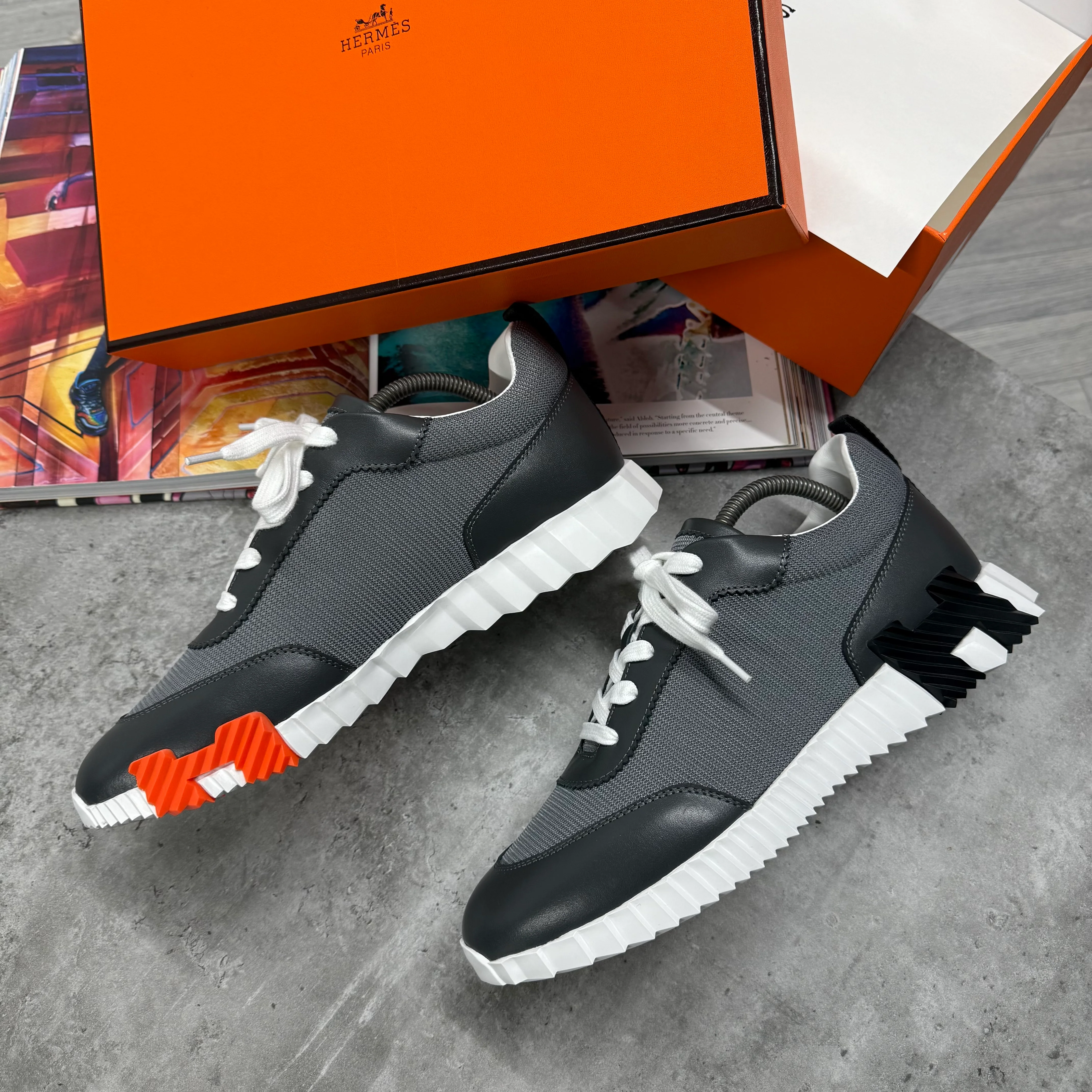 (PRE ORDER) H TRAINER - GREY - Image 3