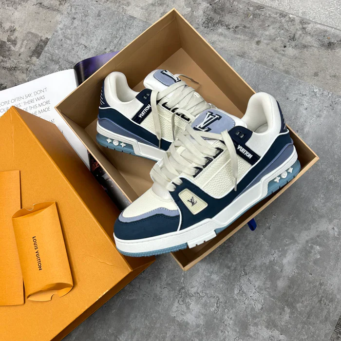(PRE ORDER) LVE TRAINERS - BLUE / WHITE - Image 4