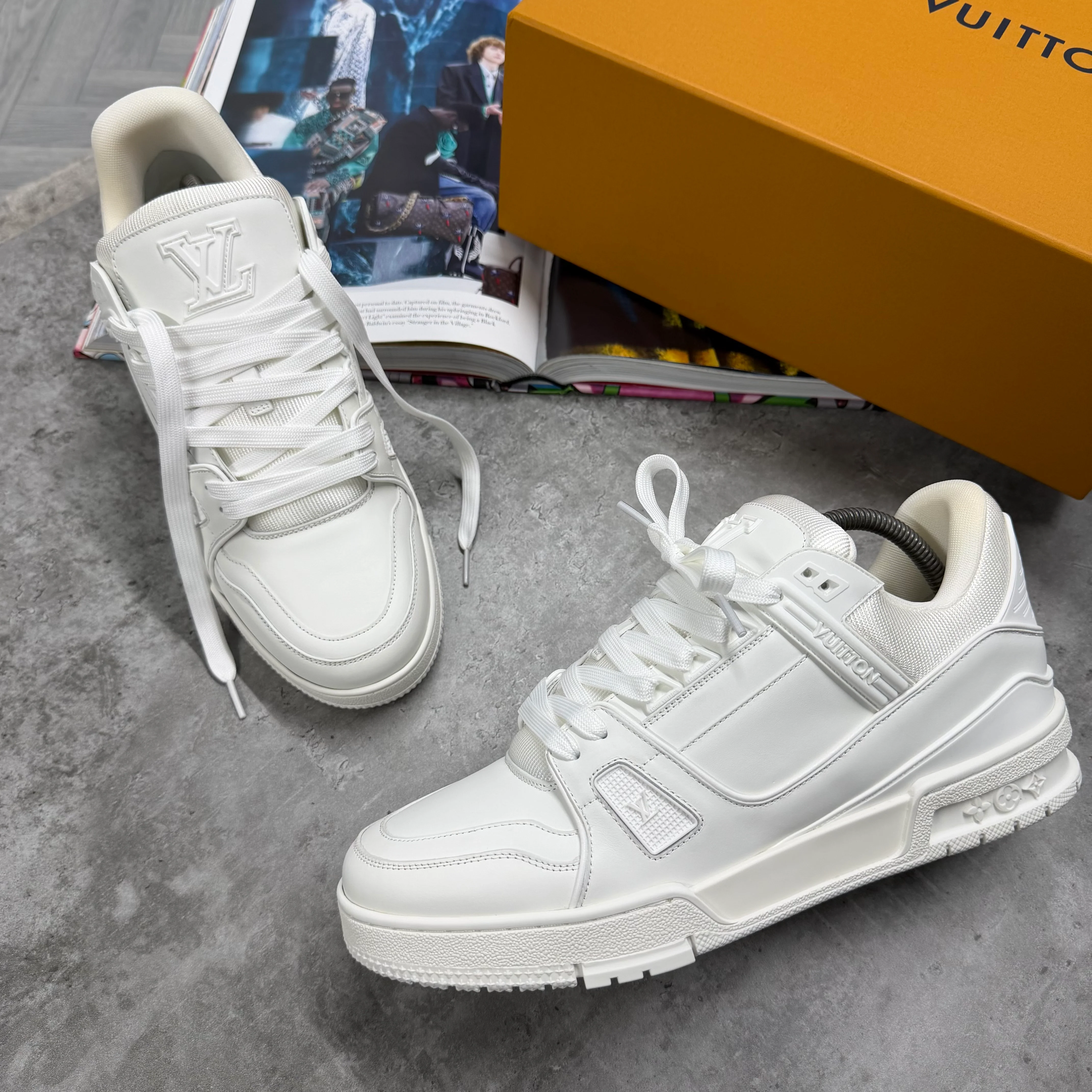 (PRE ORDER) LVE TRAINER - WHITE - Image 2