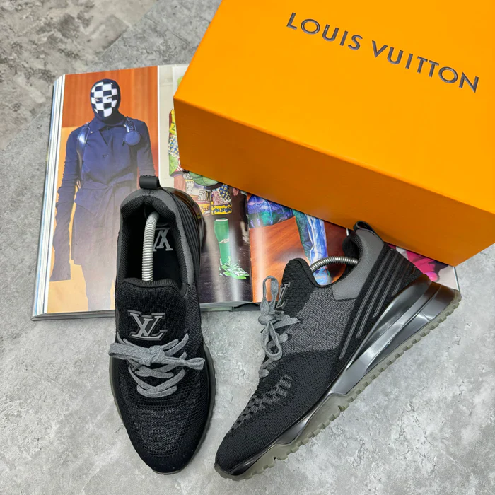 (PRE ORDER) LVE VNR TRAINERS - BLACK / GREY - Image 2
