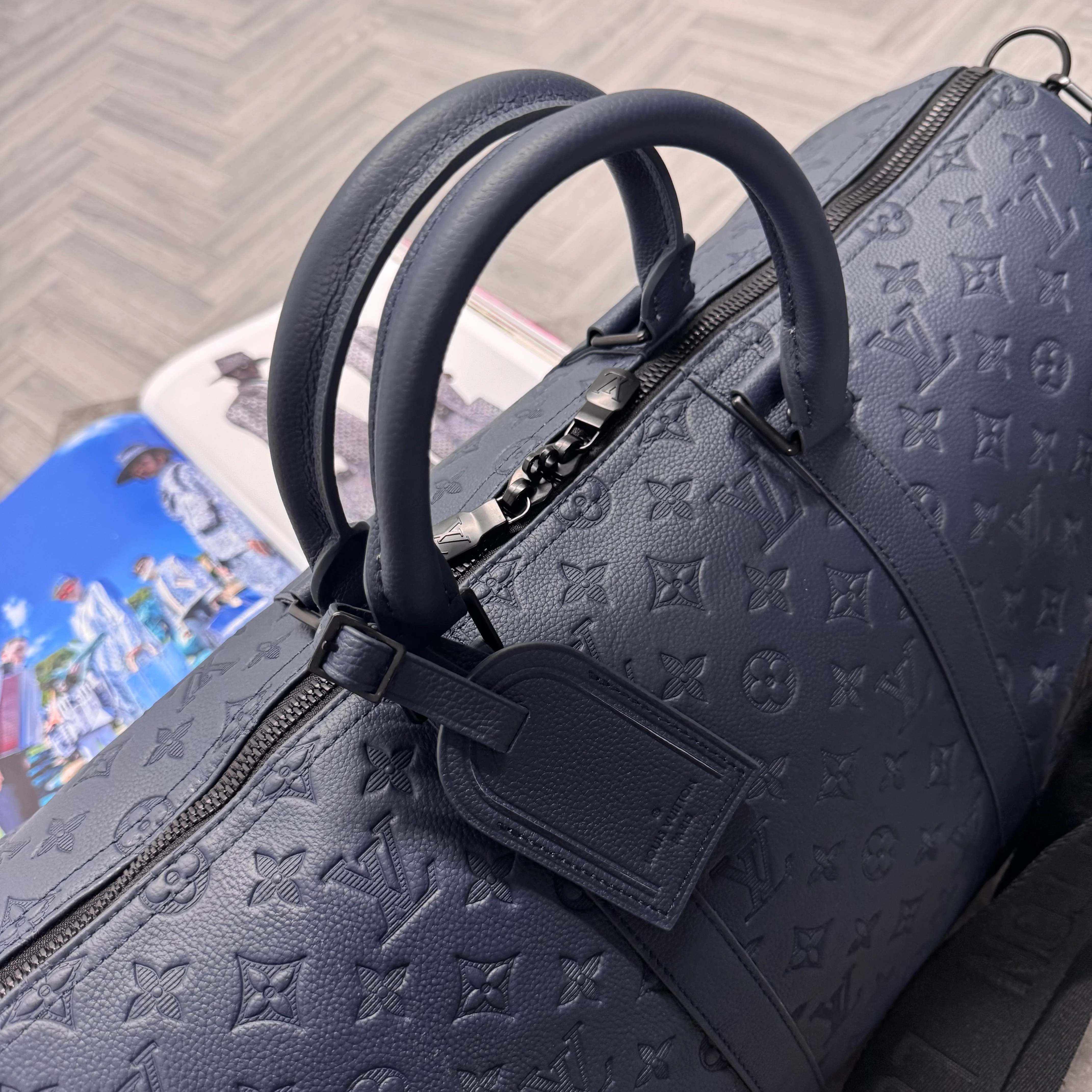 (PRE ORDER) LVE DUFFEL BAG (50) - NAVY - Image 2
