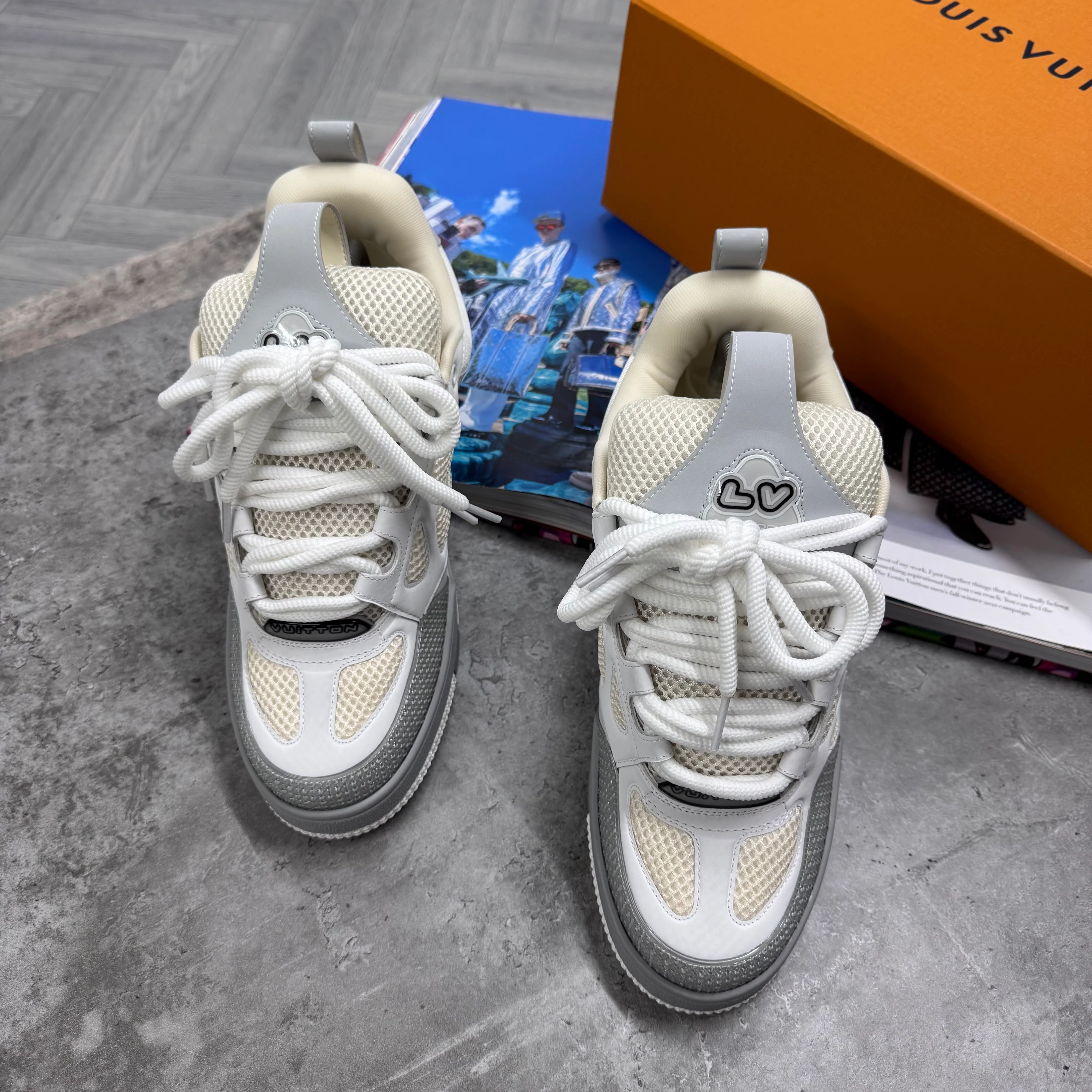 LVE SKATE TRAINER - GREY - Image 3