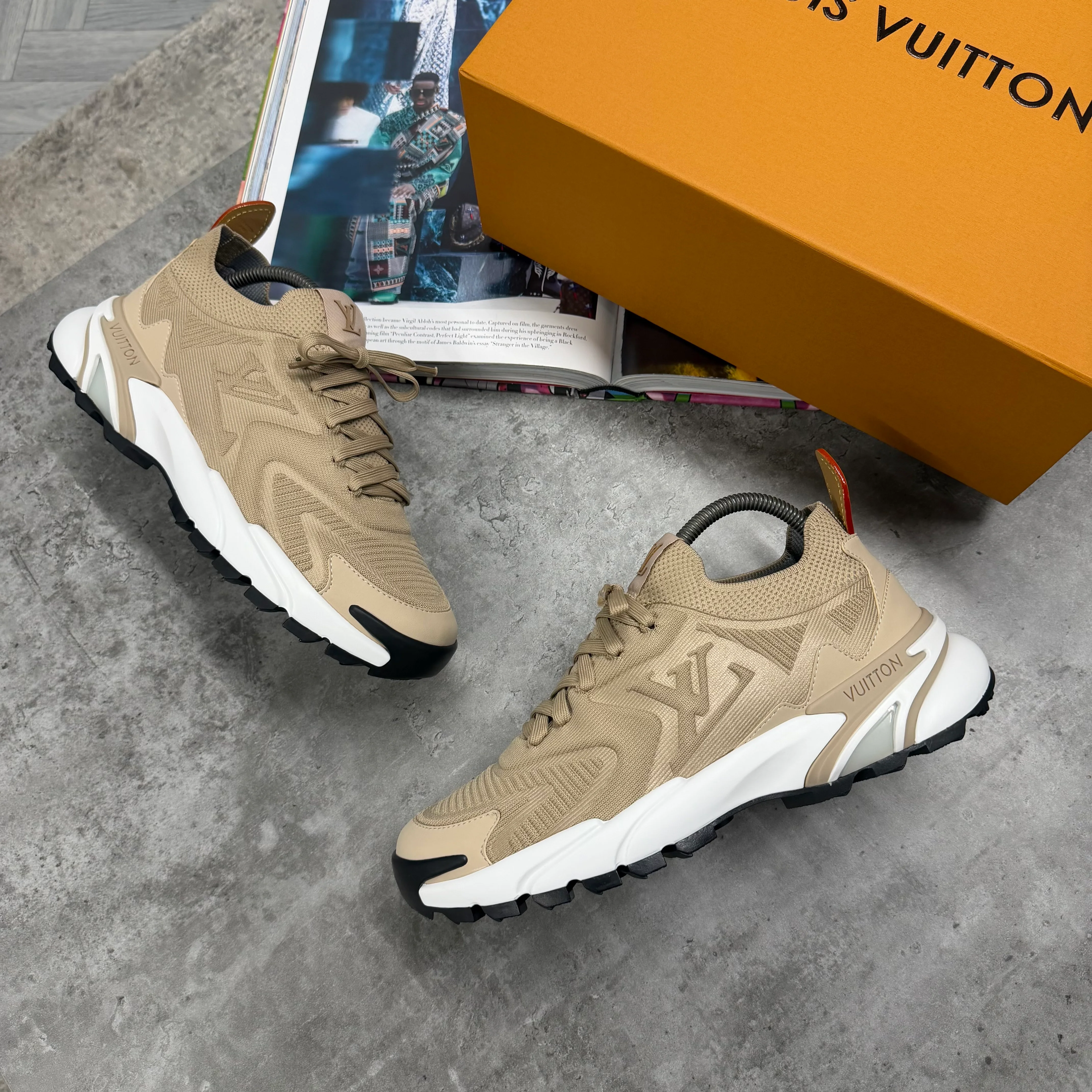 (PRE ORDER) LVE TACTIC TRAINER - BEIGE - Image 2