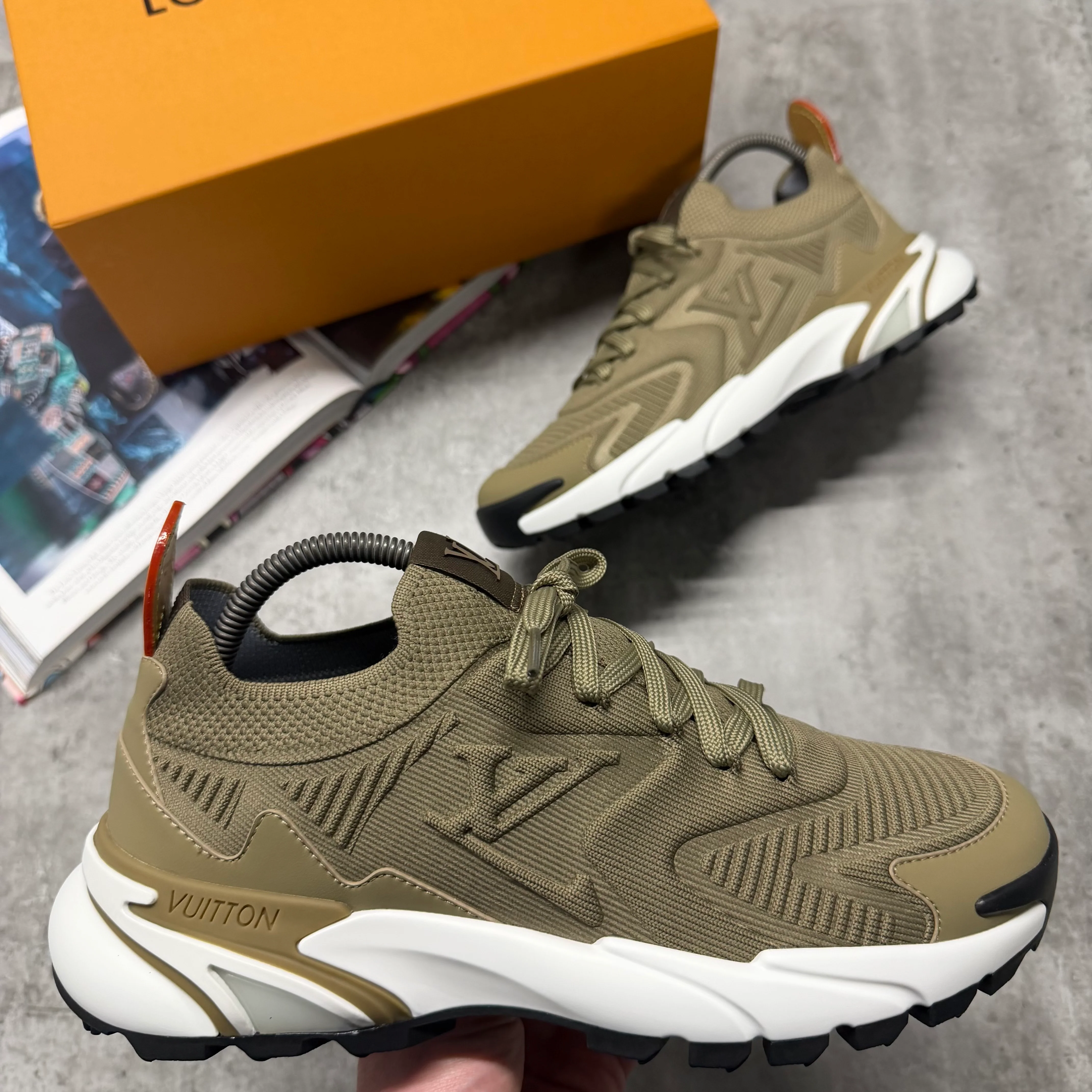 (PRE ORDER) LVE TACTIC TRAINER - KHAKI - Image 3